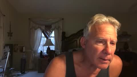 Snapshot of peacemakerone1 chatting on April 19, 1:05 am peacemakerone1 online show from April 19, 1:05 am
