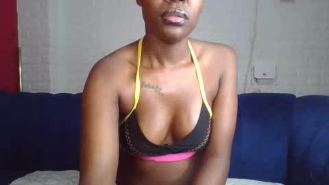 Snapshot of peach_melbah chatting on October 25, 9:20 pm peach_melbah online show from October 25, 9:20 pm