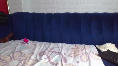 peach_melbah online show from November 30, 11:14 am