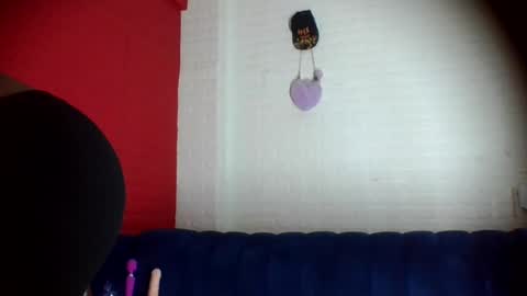 peach_melbah online show from July 16, 7:31 pm