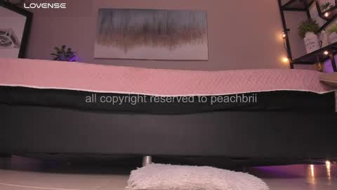 Snapshot of peachbrii chatting on May 14, 2:35 pm Briana online show from May 14, 2:35 pm