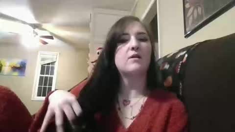 Snapshot of peachesxcreme chatting on November 28, 1:19 am peachesxcreme online show from November 28, 1:19 am