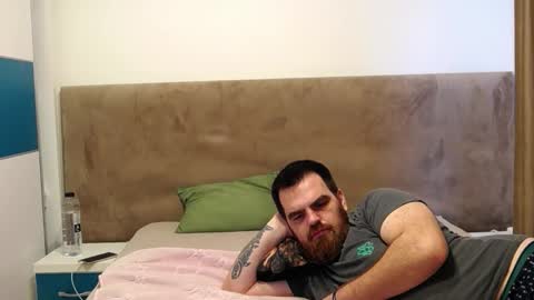 Lizzy  Zain online show from March 31, 6:47 am