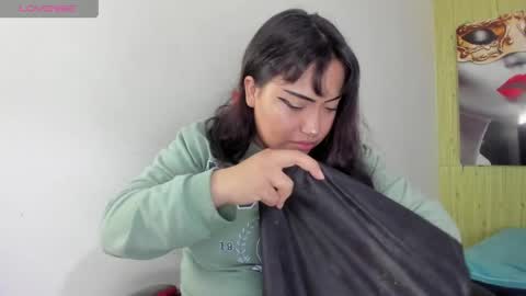 Peachy   online show from April 17, 5:10 am