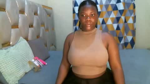 Peachy online show from April 19, 1:21 pm