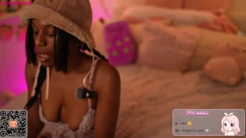 peachypeachgirl online show from April 8, 3:56 pm