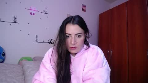 Pearl online show from September 27, 7:19 pm