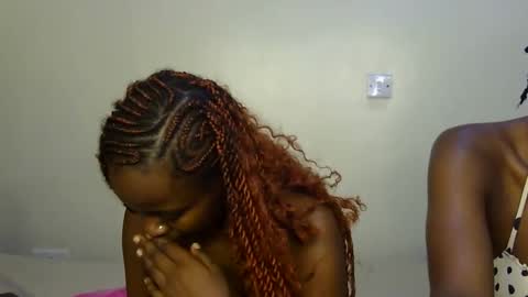 vel online show from December 22, 11:46 pm