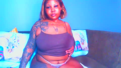 Pearl online show from February 19, 4:23 am