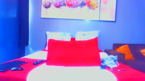 Pearl online show from February 19, 11:38 am