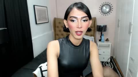 Pearl online show from February 13, 4:43 am