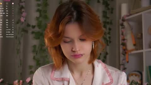 Lily online show from November 11, 12:32 am