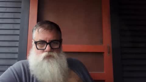 Snapshot of pecos8686 chatting on December 21, 2:35 pm pecos8686 online show from December 21, 2:35 pm