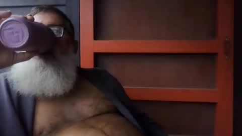 Snapshot of pecos8686 chatting on February 15, 3:53 pm pecos8686 online show from February 15, 3:53 pm