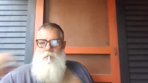 Snapshot of pecos8686 chatting on April 27, 1:20 pm pecos8686 online show from April 27, 1:20 pm