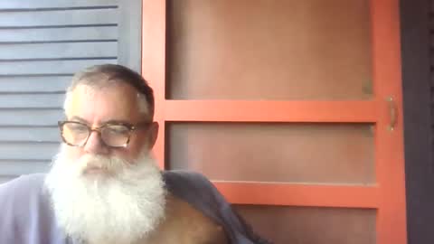 Snapshot of pecos8686 chatting on May 16, 3:55 pm pecos8686 online show from May 16, 3:55 pm