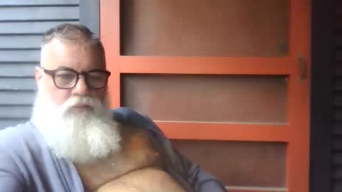 Snapshot of pecos8686 chatting on May 21, 4:14 pm pecos8686 online show from May 21, 4:14 pm