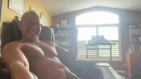 Snapshot of pecs1234 chatting on February 10, 9:30 pm pecs1234 online show from February 10, 9:30 pm