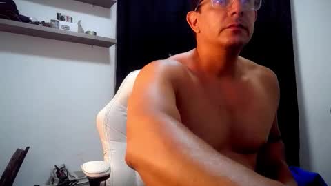 Pedro online show from May 8, 3:23 am