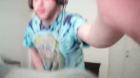 peeepit online show from January 13, 8:25 pm