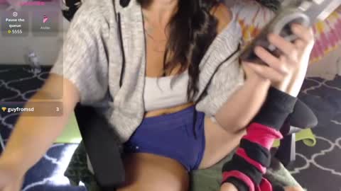 Snapshot of peekclimaxxx chatting on September 22, 1:57 pm NEXT CHILL SESH 1130 930pm -ish PEEK online show from September 22, 1:57 pm