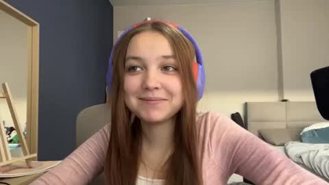 Snapshot of peepapa chatting on June 19, 2:43 pm Luna Vale online show from June 19, 2:43 pm