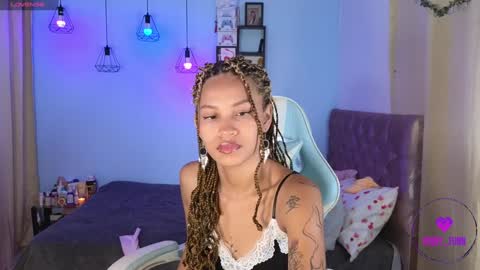 peggy-funn online show from December 31, 12:21 am