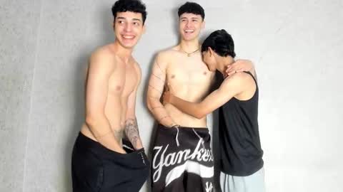 CAIN-19  ALLEN-18 RONALD-18 AUSTIN-18 MOD DANTE online show from March 24, 7:19 pm