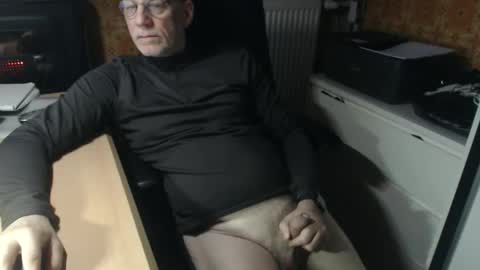 Pemue65 online show from February 25, 6:12 am