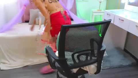 peneelopeecute online show from April 17, 8:12 pm