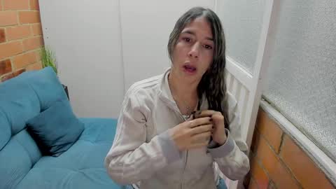 Penelope online show from April 7, 6:41 pm