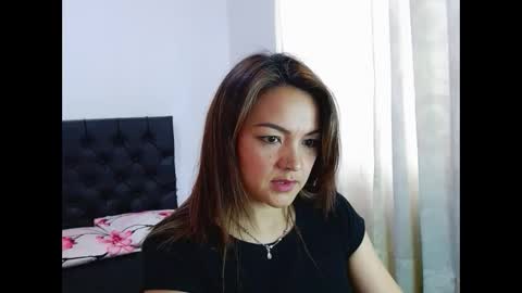 Snapshot of penelopemist chatting on February 17, 9:08 pm penelopemist online show from February 17, 9:08 pm