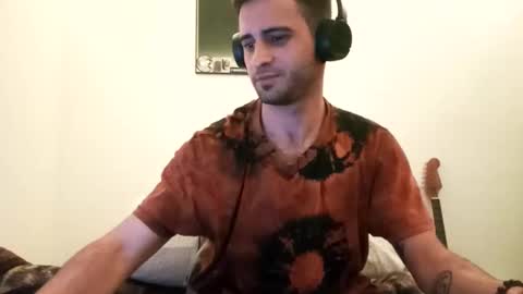 Snapshot of penesvoladores92 chatting on January 31, 2:04 am penesvoladores92 online show from January 31, 2:04 am