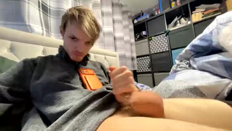 Penguin online show from March 23, 5:39 pm