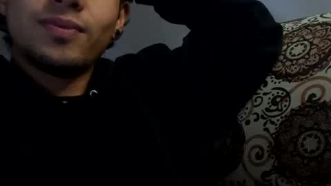 Snapshot of pennebody chatting on January 2, 9:00 am Pennebody online show from January 2, 9:00 am