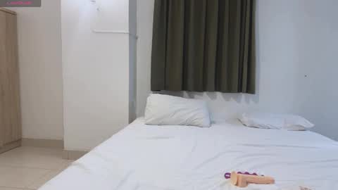 Snapshot of penny_coco chatting on April 12, 1:05 pm penny_coco online show from April 12, 1:05 pm