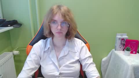 Penny online show from November 25, 7:41 am