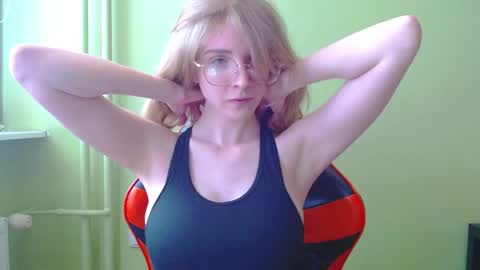 Penny online show from April 10, 7:02 am