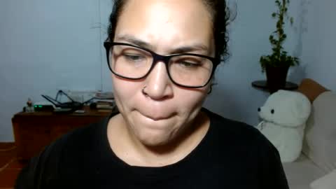 Snapshot of pepitt45 chatting on June 20, 4:04 am Megan online show from June 20, 4:04 am