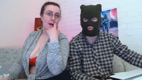 Snapshot of pepper_corn chatting on December 5, 6:54 am Olga and Kirill online show from December 5, 6:54 am