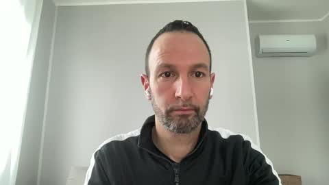 Snapshot of peppinslosqualo chatting on February 9, 10:42 am peppinslosqualo online show from February 9, 10:42 am