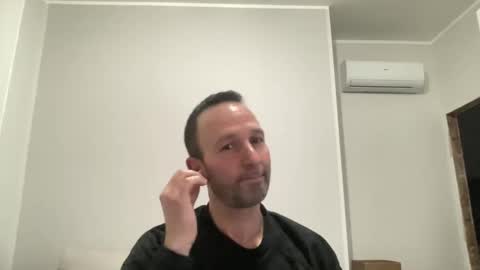 Snapshot of peppinslosqualo chatting on February 11, 6:33 pm peppinslosqualo online show from February 11, 6:33 pm