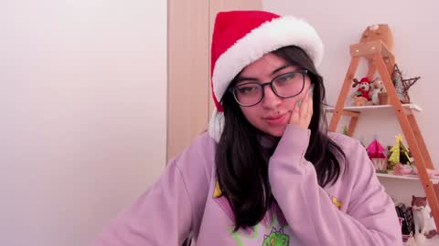 Sarah Ana Banana online show from December 22, 3:55 pm