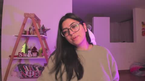 Sarah Ana Banana online show from January 3, 11:23 pm