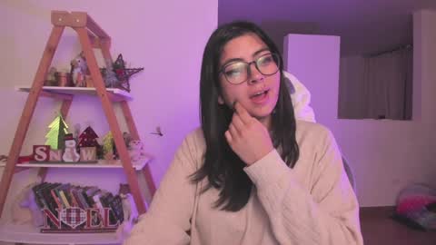 Sarah Ana Banana online show from January 6, 1:20 am