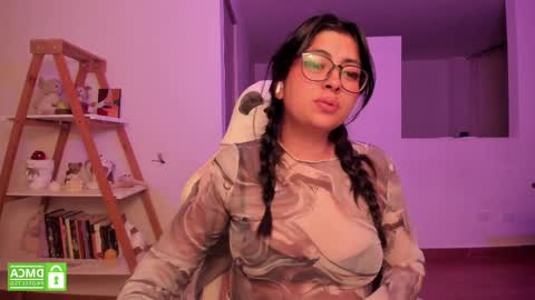 Sarah Ana Banana online show from February 21, 6:40 am