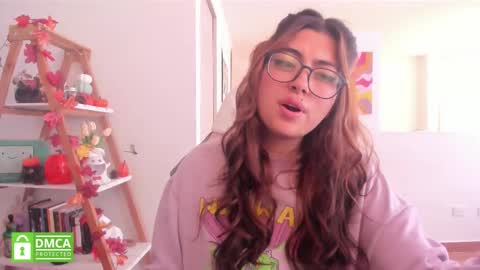 Sarah Ana Banana online show from October 1, 5:19 pm