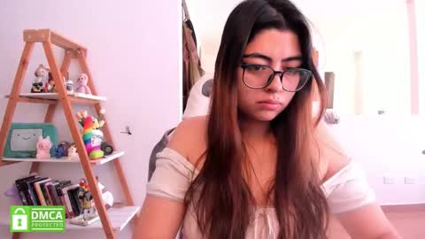 Sarah Ana Banana online show from March 5, 4:03 pm