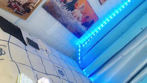 Snapshot of perfect_angel69 chatting on December 13, 7:47 am call me angel online show from December 13, 7:47 am