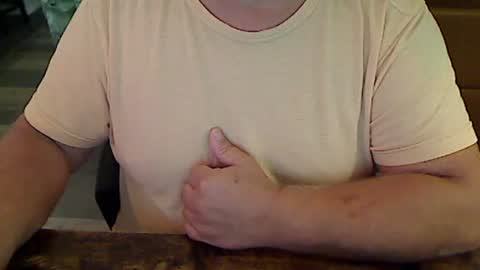 Snapshot of perfecto1957 chatting on December 5, 3:50 pm perfecto1957 online show from December 5, 3:50 pm